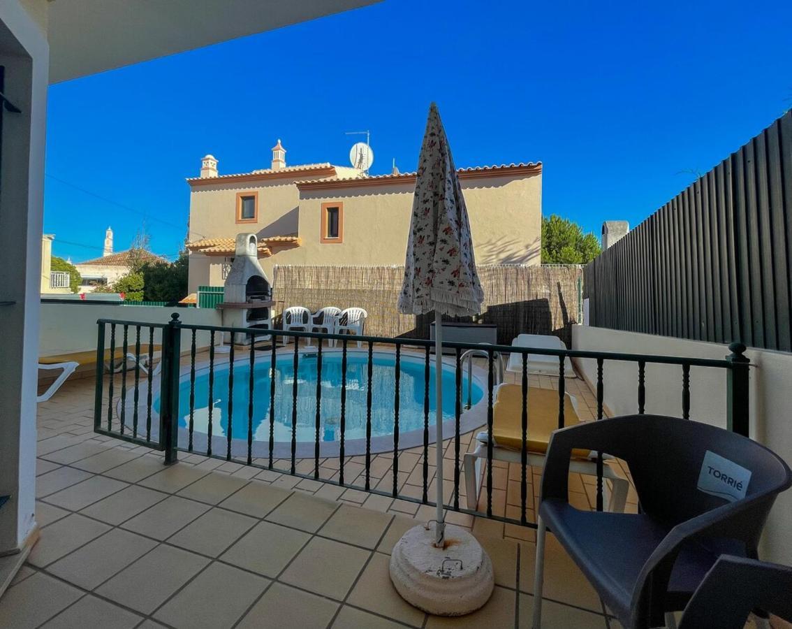 Villa Moradia T3 Aguia Marina, Com Piscina E Bbq Albufeira Exterior foto